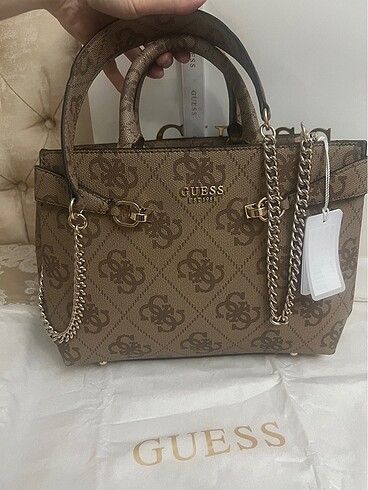  Beden Guess çanta