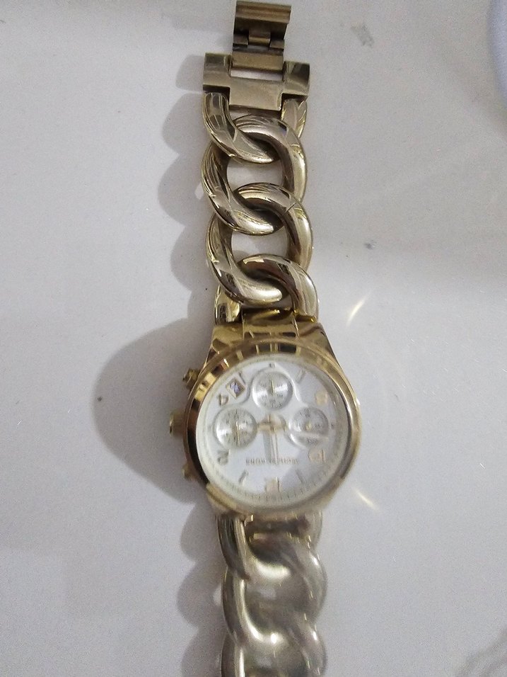 Zincir Detaylı Parlak Altın Kadın Saati - Görsel 2