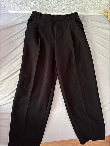 zara kumas pantolon