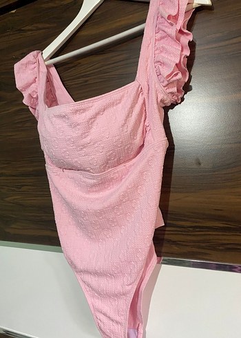 Pembe Fırfırlı Kadın Mayo - Görsel 3
