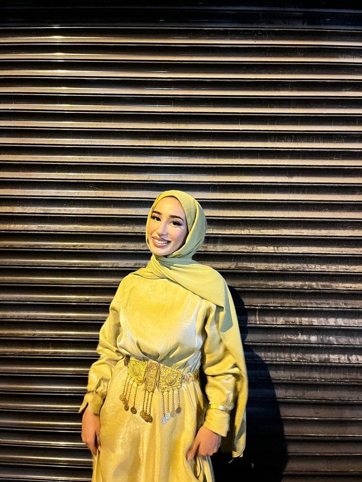 Fıstık yeşili Renk Uzun Kollu Tesettür Kına Elbisesi - Görsel 3