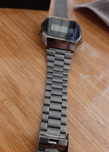 Beden gri Renk Unisex Orijinal Casio Retro A168 Saat