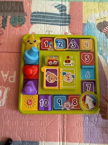  Beden Fisher Price Kopekçiğin Oyun istasyonu