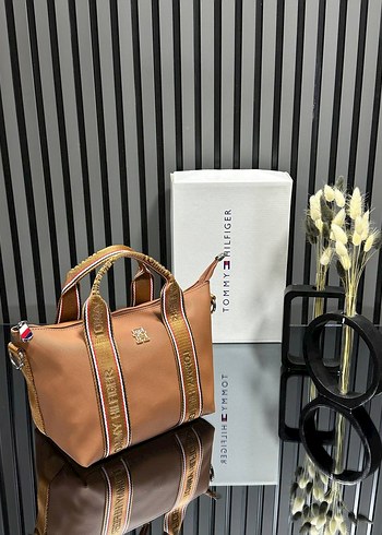 Beden beyaz Renk Tommy Hilfiger Beyaz Deri Kadın Çanta