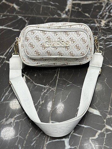 Guess Çapraz çanta