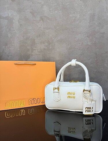 Beden Miu Miu A+++