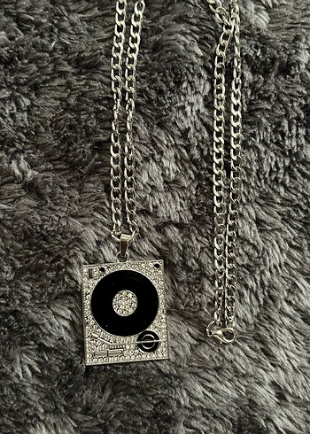Accessorize Gri Yılan Desenli Uzun Kadın Kolye
