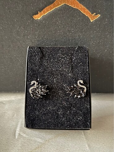 swarovski küpe