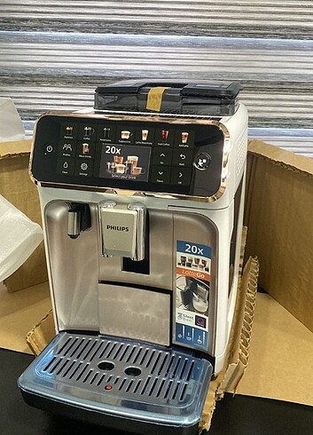 Philips EP5543/80 Kahve Makinesi 
