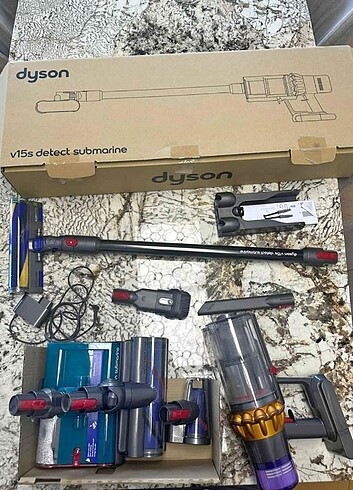 Dyson V15S Detect Submarine 