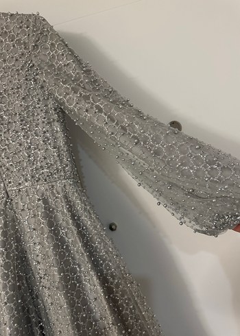 Uzun Gri Kadın Abiye Elbise - Görsel 7