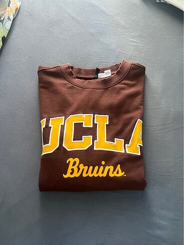 H&M sweatshirt