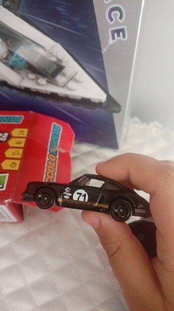 2 li hotwheels