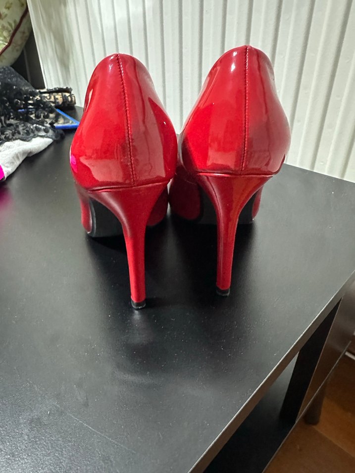 Kırmızı Parlak Rugan Stiletto Topuklu Kadın Ayakkabı - Görsel 5