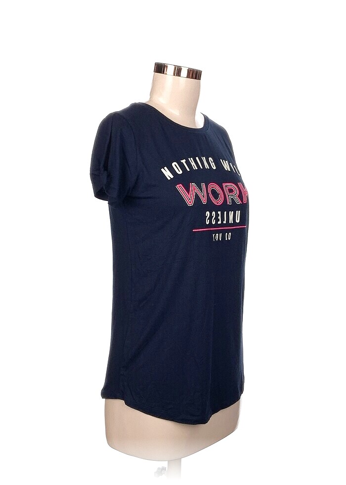 LC Waikiki T-shirt %70 İndirimli. - Görsel 2