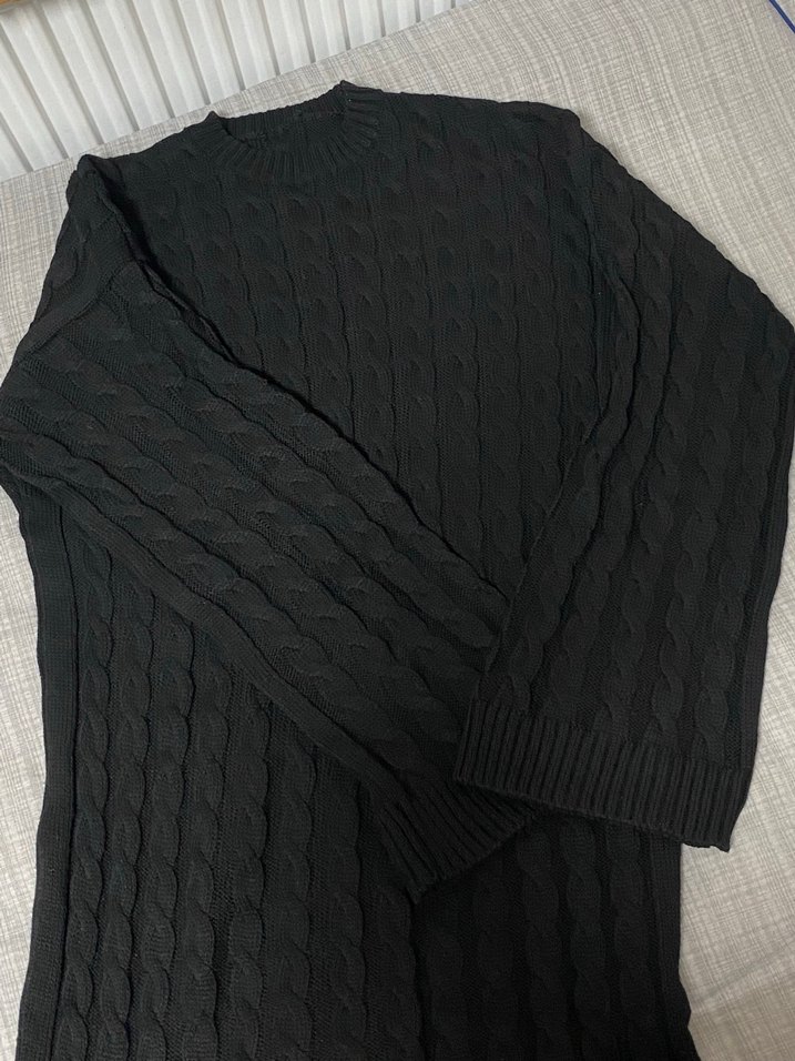 Siyah uzun triko elbise - Görsel 3