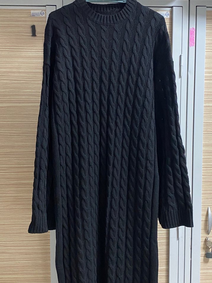 Siyah uzun triko elbise - Görsel 4