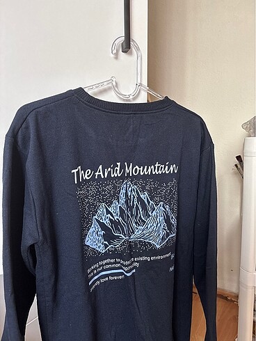 Arkası Baskılı Kazak/ Sweatshirt