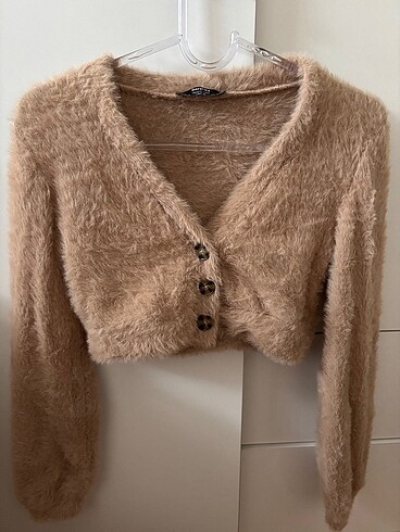 Bershka Hırka Crop Kısa Tüylü