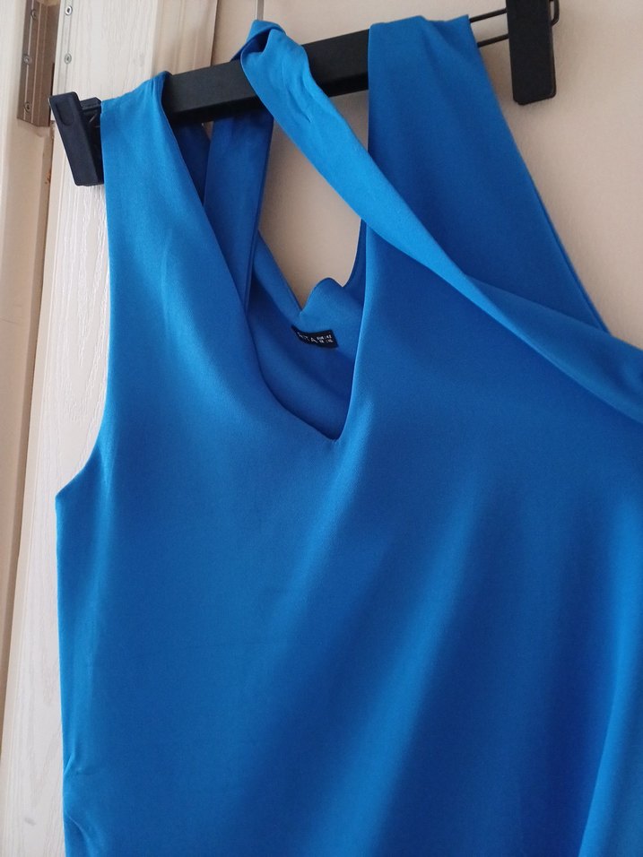 Mavi Saten Görünümlü V Yakalı jile elbise - Görsel 4