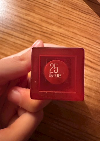 Maybelline Maybelline Süperstay Kırmızı Parlak Ruj