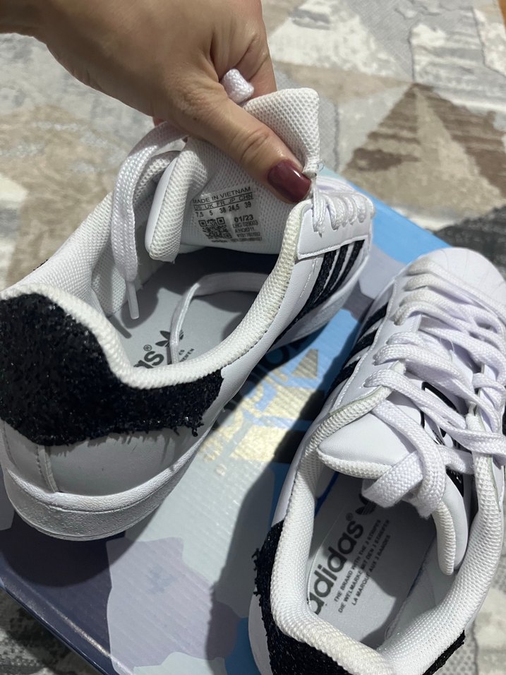 Adidas Kadın Spor Ayakkabı - Görsel 3