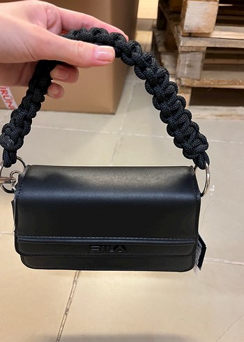 Fila çanta