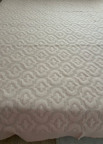 Pudra Rengi Yatak Örtüsü - Görsel 3