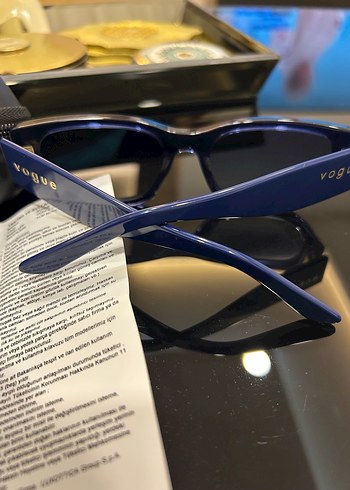 Vogue Güneş Gözlüğü HEDİYELİ - Görsel 6