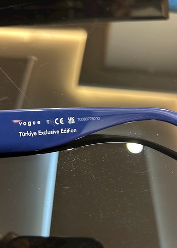 Vogue Güneş Gözlüğü HEDİYELİ - Görsel 3