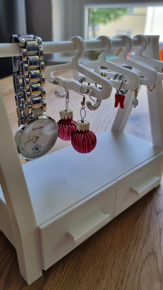 Beyaz Makyaj ve Takı Düzenleyici - Görsel 5