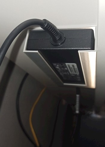 Laptop Adaptör Tutucu  - Görsel 2