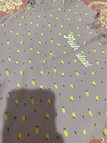 s Beden mor Renk Desenli crop bluz