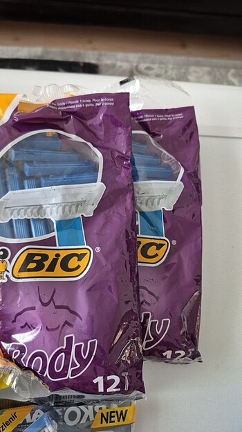 Bic Body Derby Banyo Arkao Banyo Gillette Blue 2 - Görsel 4