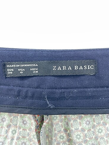38 Beden çeşitli Renk Zara Kumaş Pantolon %70 İndirimli.