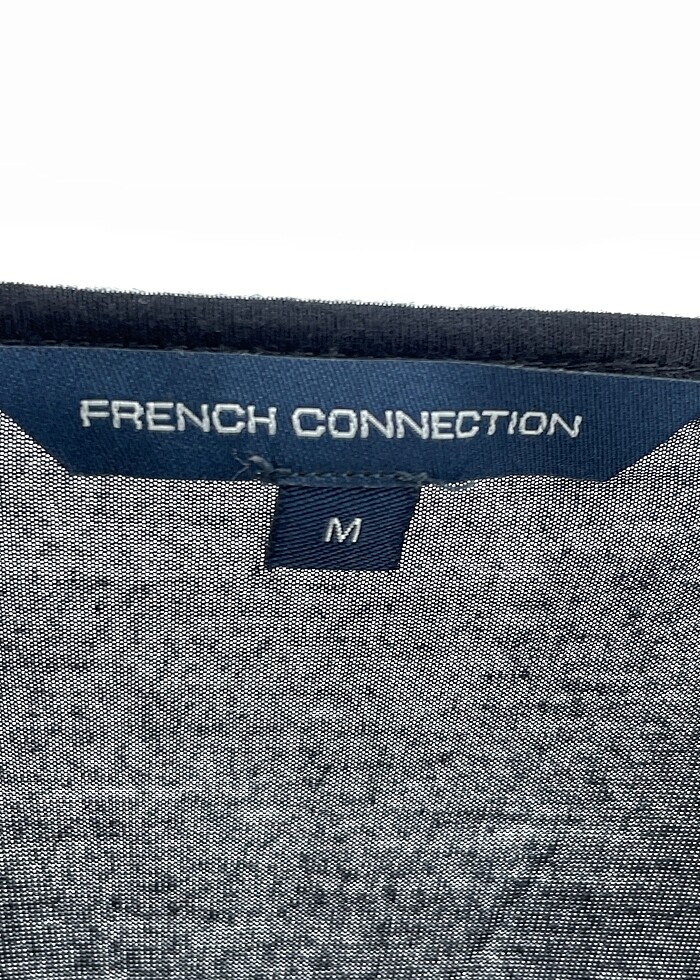 French Connection T-shirt %70 İndirimli. - Görsel 4