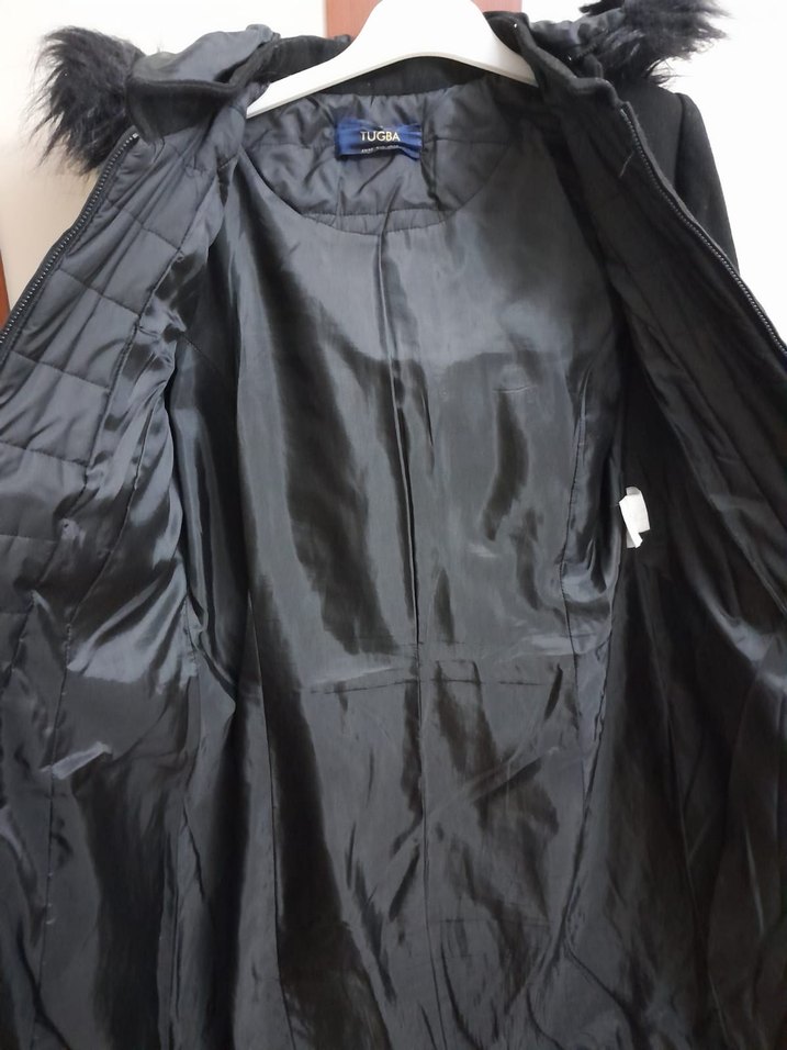 Siyah Kürklü Uzun Kadın Kışlık Mont - Görsel 4