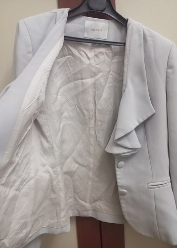 34 Beden beyaz Renk Düğmeli Kadın Blazer Ceket