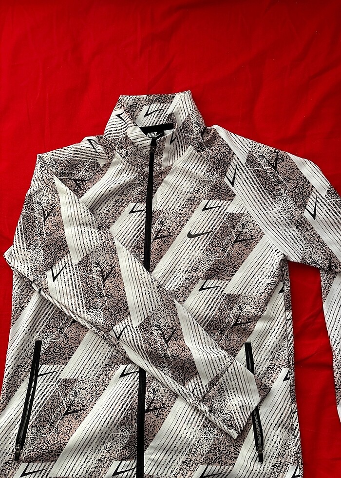 Nike spor hırka - Görsel 4