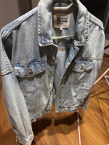 Kot mont zara marka