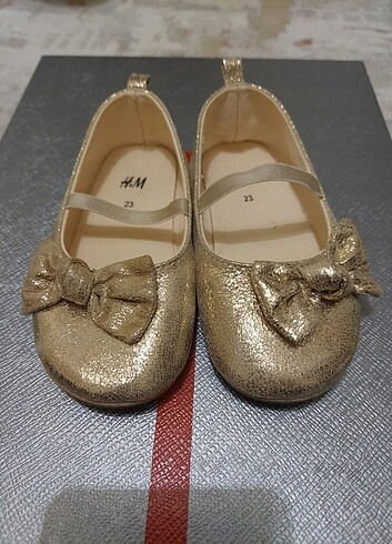 23 Beden altın Renk H&M kız ayakkabı 