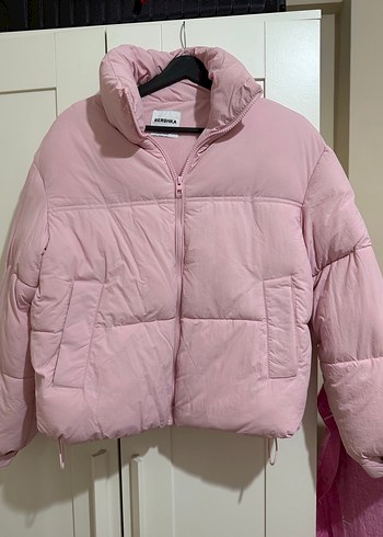 BERSHKA pembe mont