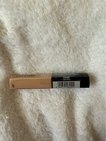 Wet n wild Wetn wild kapatıcı