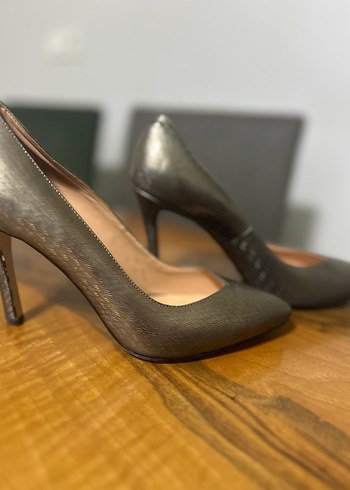 Kadın Gri Rugan Yılan Desenli Stiletto - Görsel 3