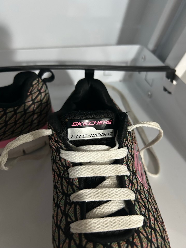 Yüksek Topuklu Pembe Gri Yılan Desenli Spor Ayakkabı - Görsel 2