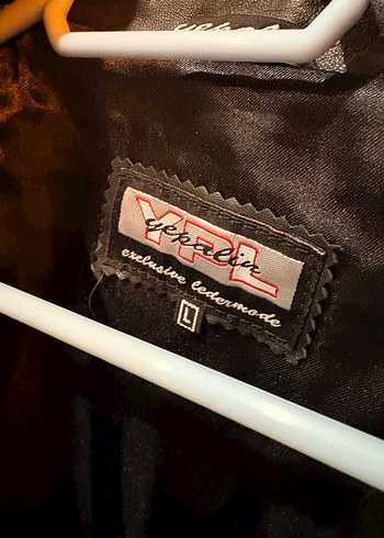 Düğmeli Siyah Uzun Deri Ceket - Görsel 3