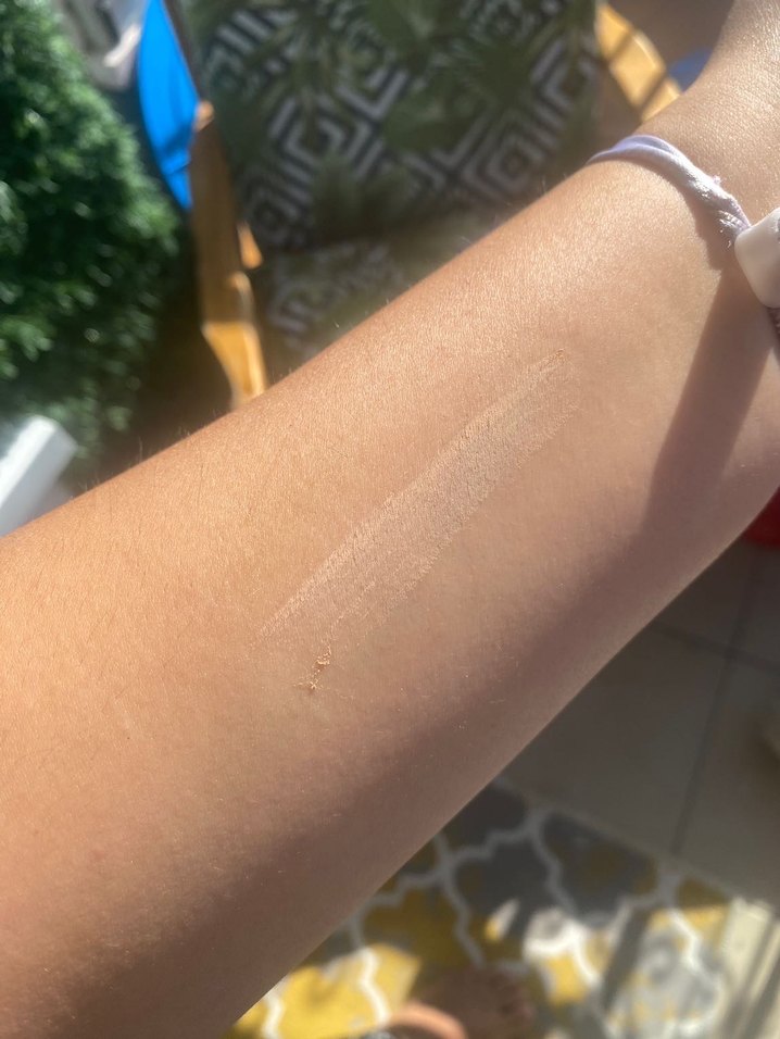 Jane Iredale SPF20 Parlak Bej Mineral Pudra - Görsel 4