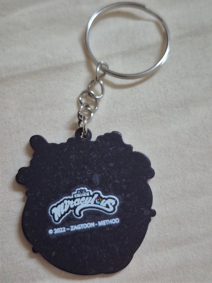 Mor Renkli Pop Kültür Anahtarlık - Görsel 2