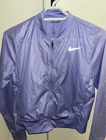 lila nike ceket