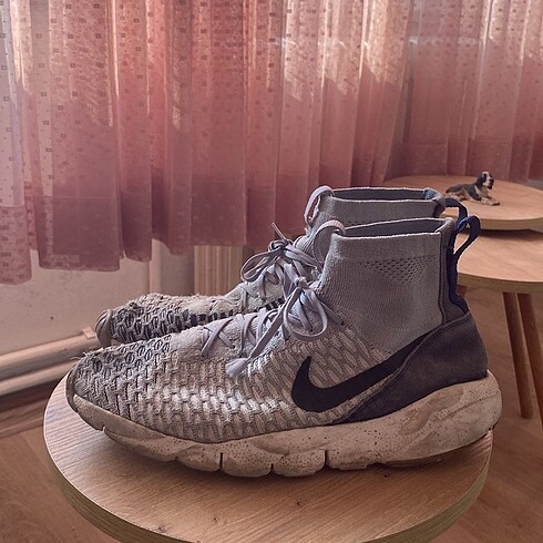 Nike bilekli spor ayakkabı